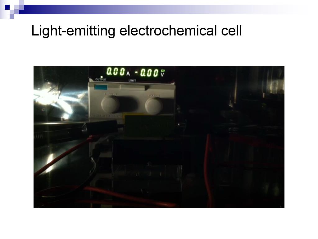 Light-emitting electrochemical cell